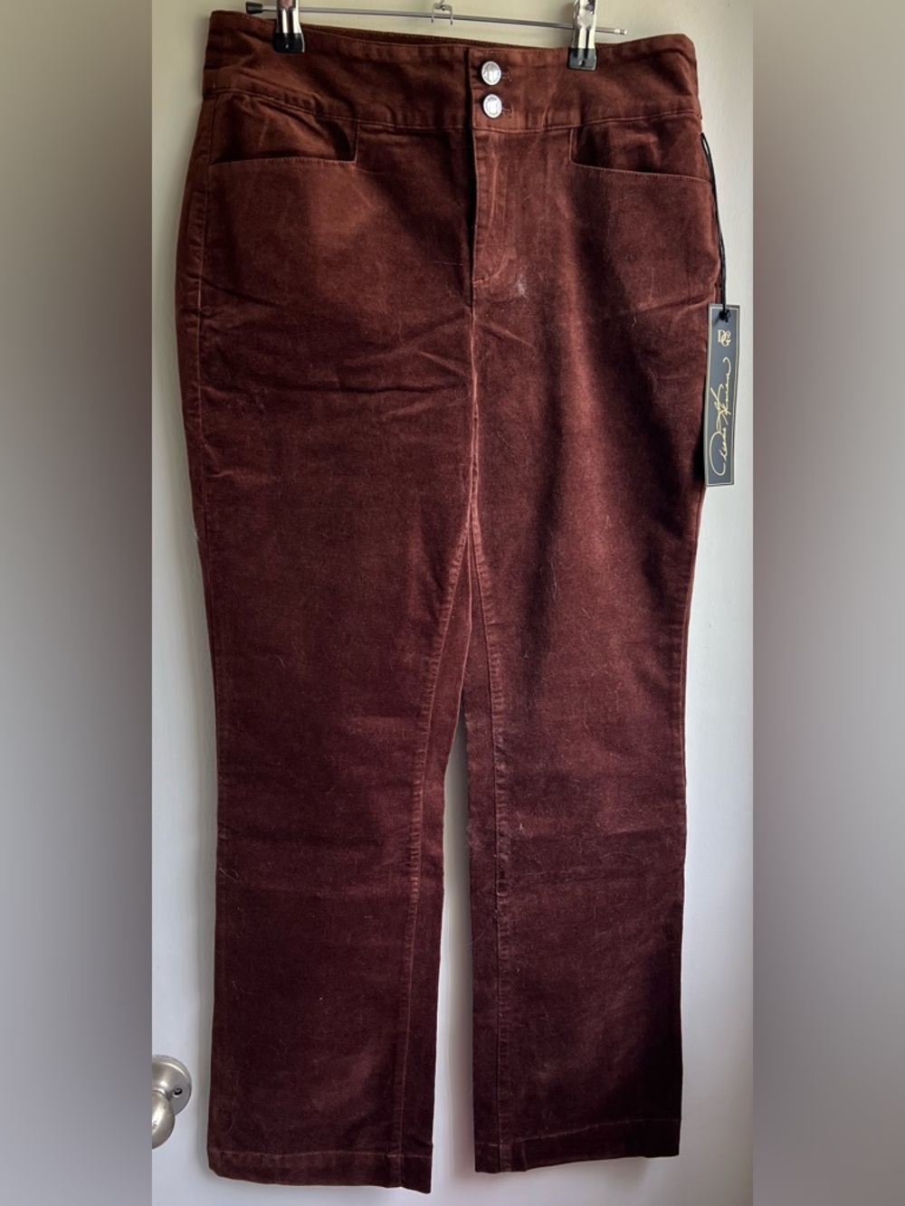NWOT DG2 Women's Brown Straight-Leg Pants